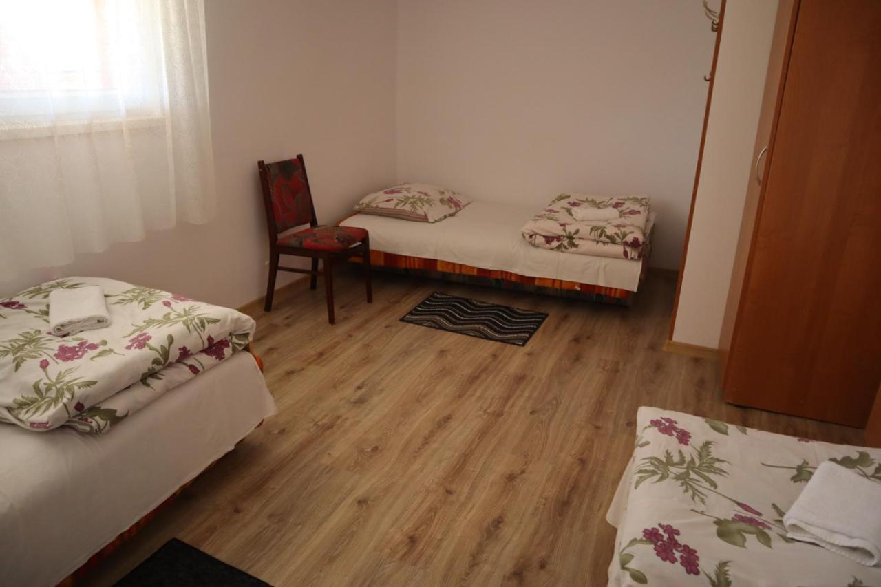 Osrodek Wypoczynkowy " Bieszczady" Ξενοδοχείο Myczkowce Εξωτερικό φωτογραφία