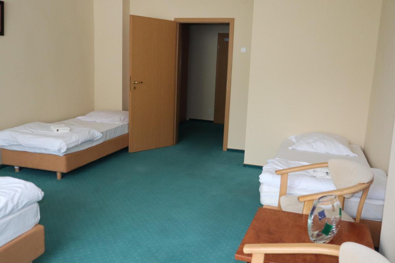 Osrodek Wypoczynkowy " Bieszczady" Ξενοδοχείο Myczkowce Εξωτερικό φωτογραφία